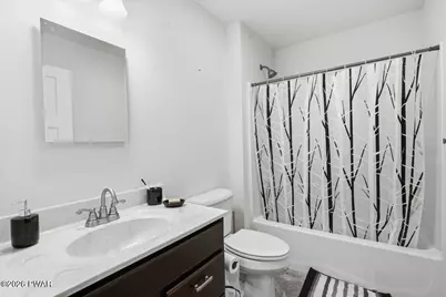 386 Belmont Street, Waymart, PA 18472 - Photo 34
