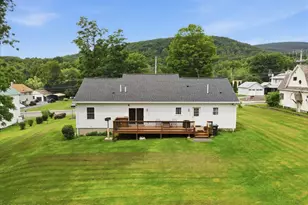 386 Belmont St, Waymart, PA 18472 - Photo 40