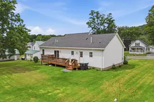 386 Belmont St, Waymart, PA 18472 - Photo 42