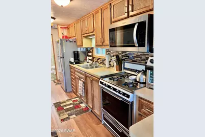 142 Holly Drive, Milford, PA 18337 - Photo 10