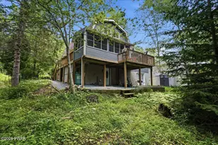 1458/63 Woodcrest Ln, Lake Ariel, PA 18436 - Photo 34