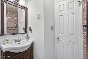 1458/63 Woodcrest Ln, Lake Ariel, PA 18436 - Photo 24