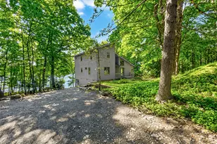 131 E Lakeview Dr, Dingmans Ferry, PA 18328 - Photo 58