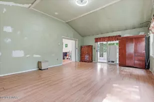 198 Edinburgh Rd, Bushkill, PA 18324 - Photo 16