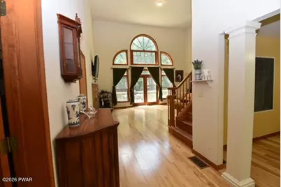 105 Seneca Court, Milford, PA 18337 - Photo 8