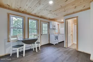 104 & 106 Lake Hill Ct, Hawley, PA 18428 - Photo 6