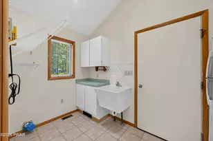 103 Rodeo Ln, Hawley, PA 18428 - Photo 26