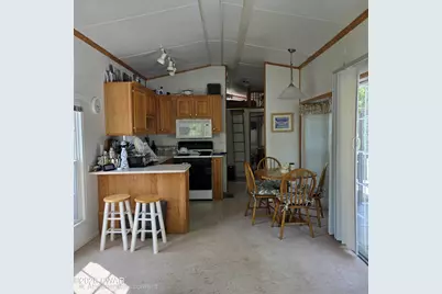 167 Village Drive W, Milford, PA 18337 - Photo 6
