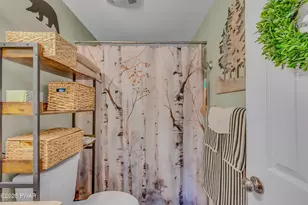 1019 Maplewood Dr, Newfoundland, PA 18445 - Photo 24