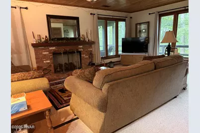 129 Big Bear Drive, Greentown, PA 18426 - Photo 6