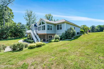 107 Stonefield Drive, Jefferson Township, PA 18436 - Photo 6