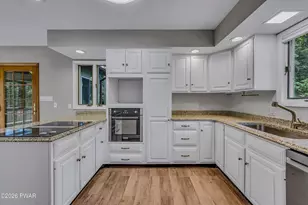 33 Forest Ln, Lake Ariel, PA 18436 - Photo 6