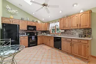 154 Santos Dr, Milford, PA 18337 - Photo 10