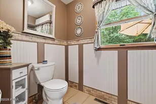 154 Santos Dr, Milford, PA 18337 - Photo 34