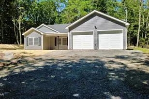 142 Walker Lake Rd, Shohola, PA 18458 - Photo 2