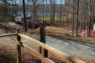 1002 Meghan Ln, Milford, PA 18337 - Photo 2