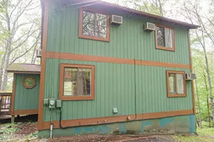105 S Shore Dr, Milford, PA 18337 - Photo 20