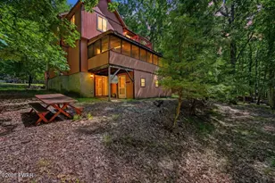 108 Blackbird Ct, Lackawaxen, PA 18435 - Photo 4