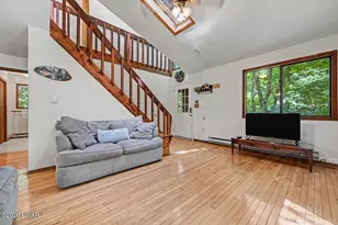 108 Blackbird Ct, Lackawaxen, PA 18435 - Photo 14