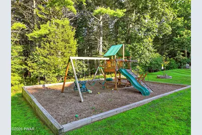 124 Milford Estates Drive, Milford, PA 18337 - Photo 12