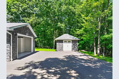 141 Privet Lane, Milford, PA 18337 - Photo 8