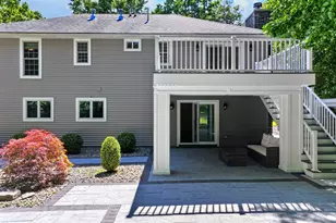 141 Privet Ln, Milford, PA 18337 - Photo 4