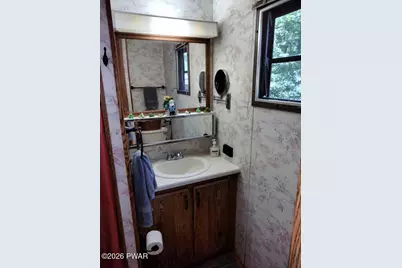 110 Village Drive W, Milford, PA 18337 - Photo 20