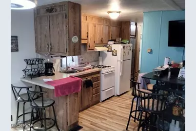 110 Village Drive W, Milford, PA 18337 - Photo 10