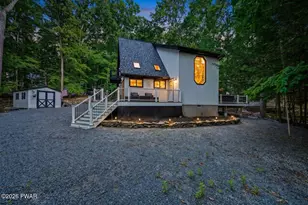 107 Rainbow Dr, Lackawaxen, PA 18435 - Photo 2
