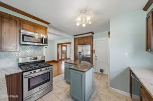 210 Avenue H, Matamoras, PA 18336 - Photo 26