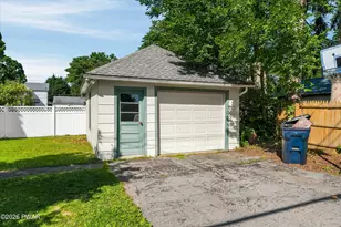 210 Avenue H, Matamoras, PA 18336 - Photo 14