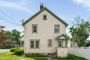 210 Avenue H, Matamoras, PA 18336 - Photo 6