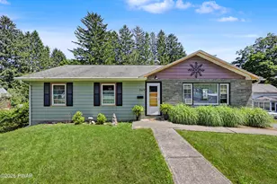 369 Ridge St, Honesdale, PA 18431 - Photo 2