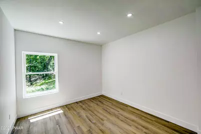 127 Lakewood Drive, Dingmans Ferry, PA 18328 - Photo 48