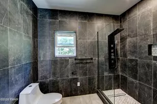 127 Lakewood Dr, Dingmans Ferry, PA 18328 - Photo 64