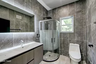 127 Lakewood Dr, Dingmans Ferry, PA 18328 - Photo 52