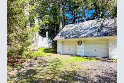 134 Cherry Red Road, Greentown, PA 18426 - Photo 6