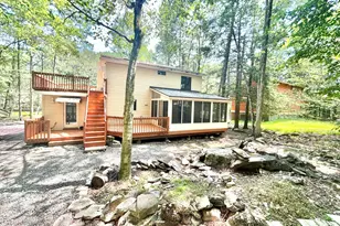 1011 Cedar Dr, Lake Ariel, PA 18436 - Photo 4