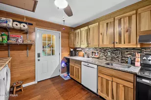 100 Iroquis Trail, Dingmans Ferry, PA 18328 - Photo 8