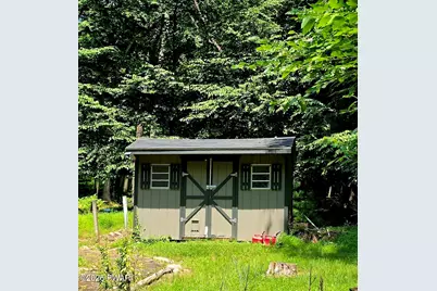 100 Iroquis Trail #-, Dingmans Ferry, PA 18328 - Photo 24