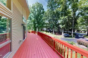 132 Southwynd Dr, Milford, PA 18337 - Photo 38
