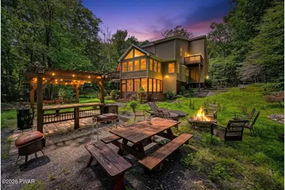 802 Overlook Court, Lords Valley, PA 18428 - Photo 4