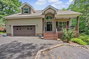 802 Overlook Ct, Lords Valley, PA 18428 - Photo 1