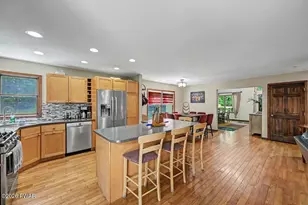 802 Overlook Ct, Lords Valley, PA 18428 - Photo 20