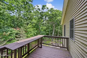 802 Overlook Ct, Lords Valley, PA 18428 - Photo 60