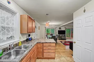 93 Brookfield Rd, Lake Ariel, PA 18436 - Photo 24