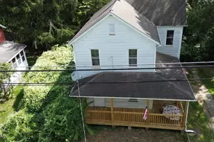 914 Main St, Newfoundland, PA 18445 - Photo 2