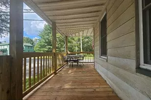914 Main St, Newfoundland, PA 18445 - Photo 4