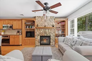 176 Spruce Lake Dr, Milford, PA 18337 - Photo 12