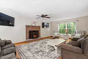176 Spruce Lake Dr, Milford, PA 18337 - Photo 16
